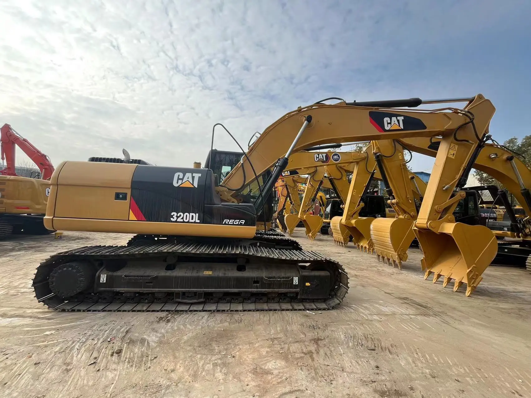 Caterpillar Cat 312 312D used excavator second hand Cat312 313 315 imported tracked earth moving digger construction machinery 1