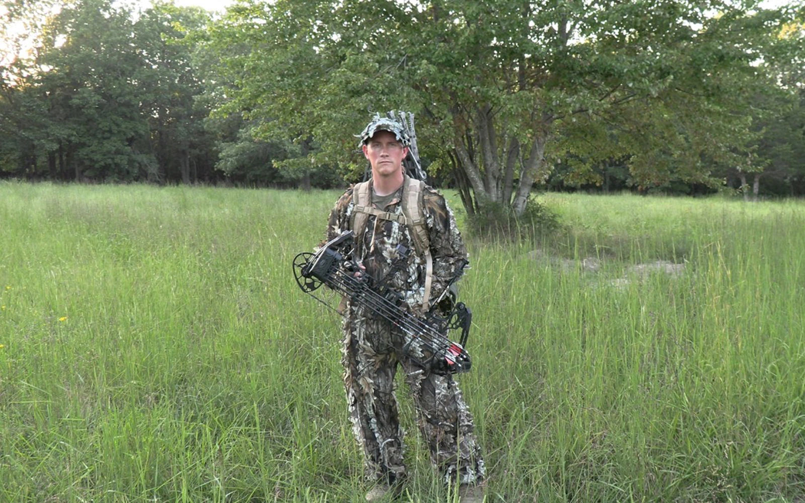 Wearing camo accessories for early autumn deer hunting in Maine 3