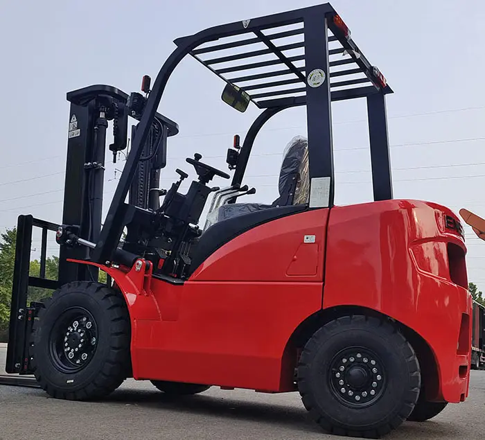 Diesel Fork Truck CPCD25 by VLIFT 2
