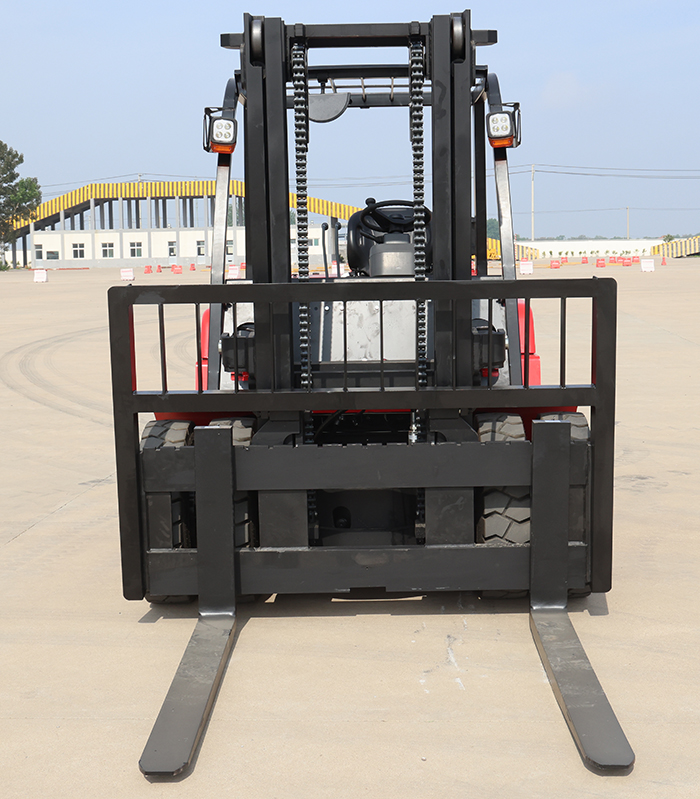VLIFT 5ton with Cummins engine diesel forklift 6