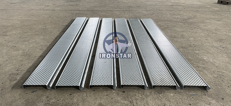 Профилегибочная машина для рулонных ставней и дверей IRONSTAR в Мексике 5