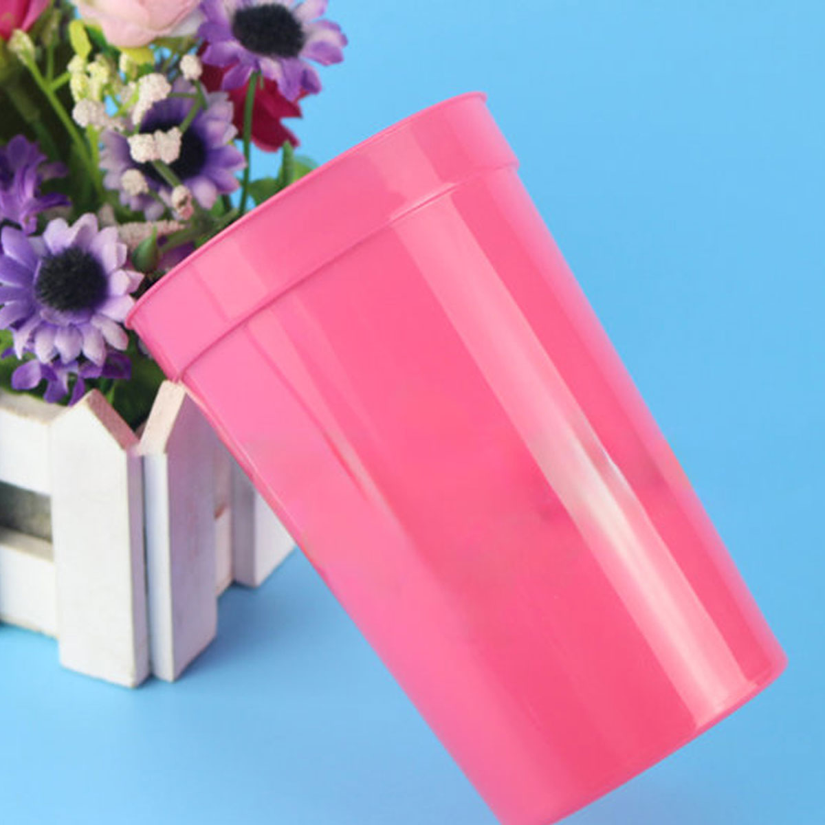 Individuelle Partybecher aus Kunststoff mit Logo 7