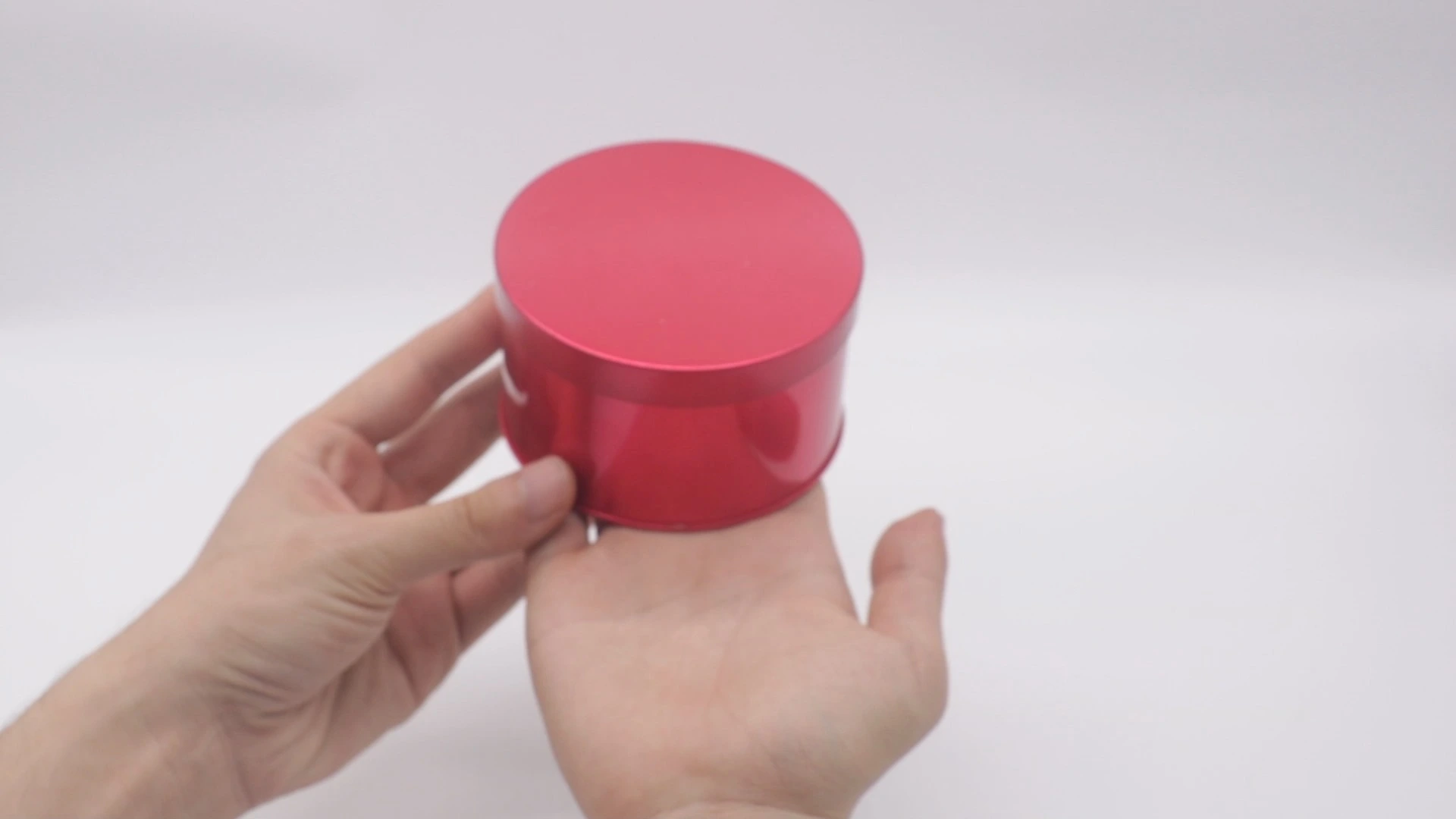 10oz tin containers 1