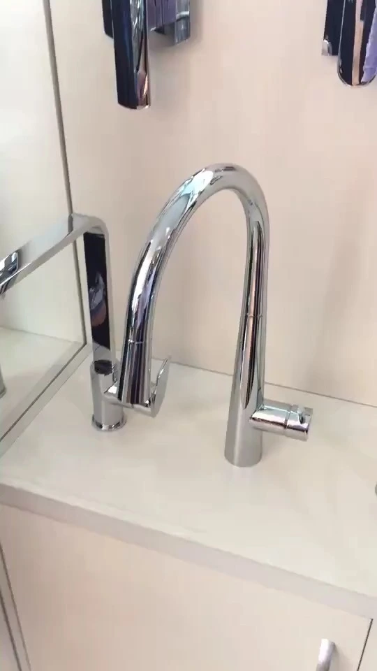 Customized 360-Degree Rotational Pull-Down Stainless Steel Gold Kitchen Faucet 1
