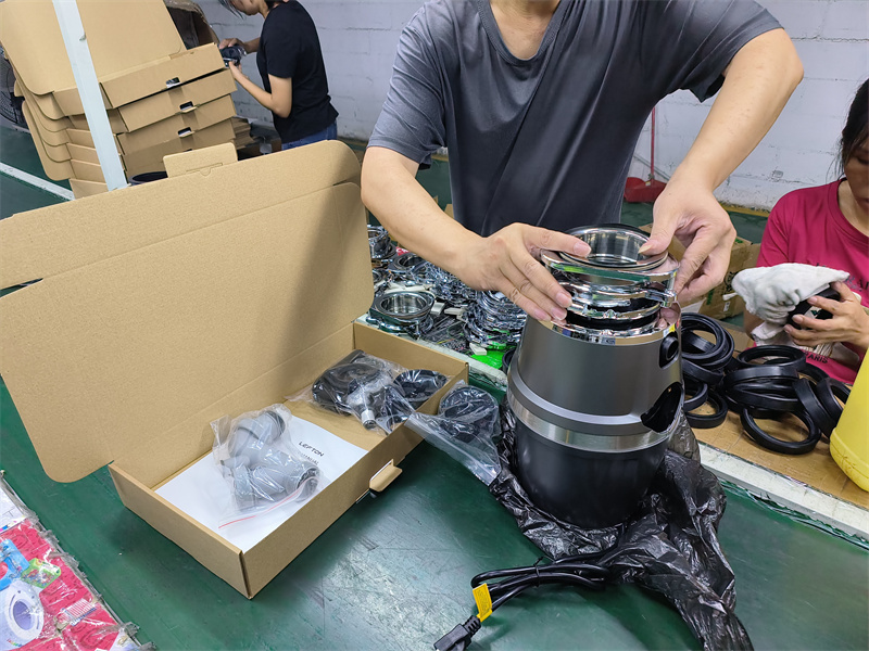 This is a kitchen food waste disposer with a mid-to-high-end positioning. 1