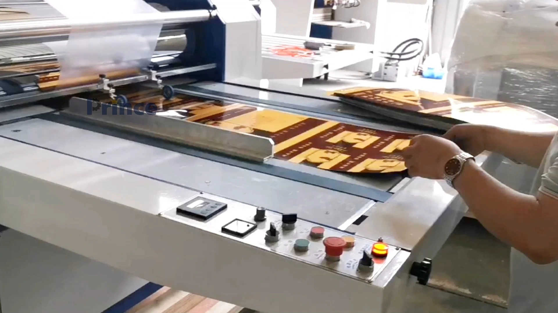 Semi Automatic Sheet to Roll Cardboard Laminator High Pressure Laminates Machine Paper Film Thermal Lamination Machine 1
