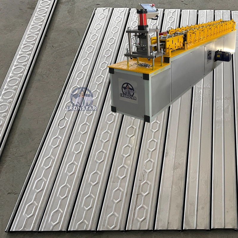 IRONSTAR 68mm rolling shutter making machine in Colombia 1