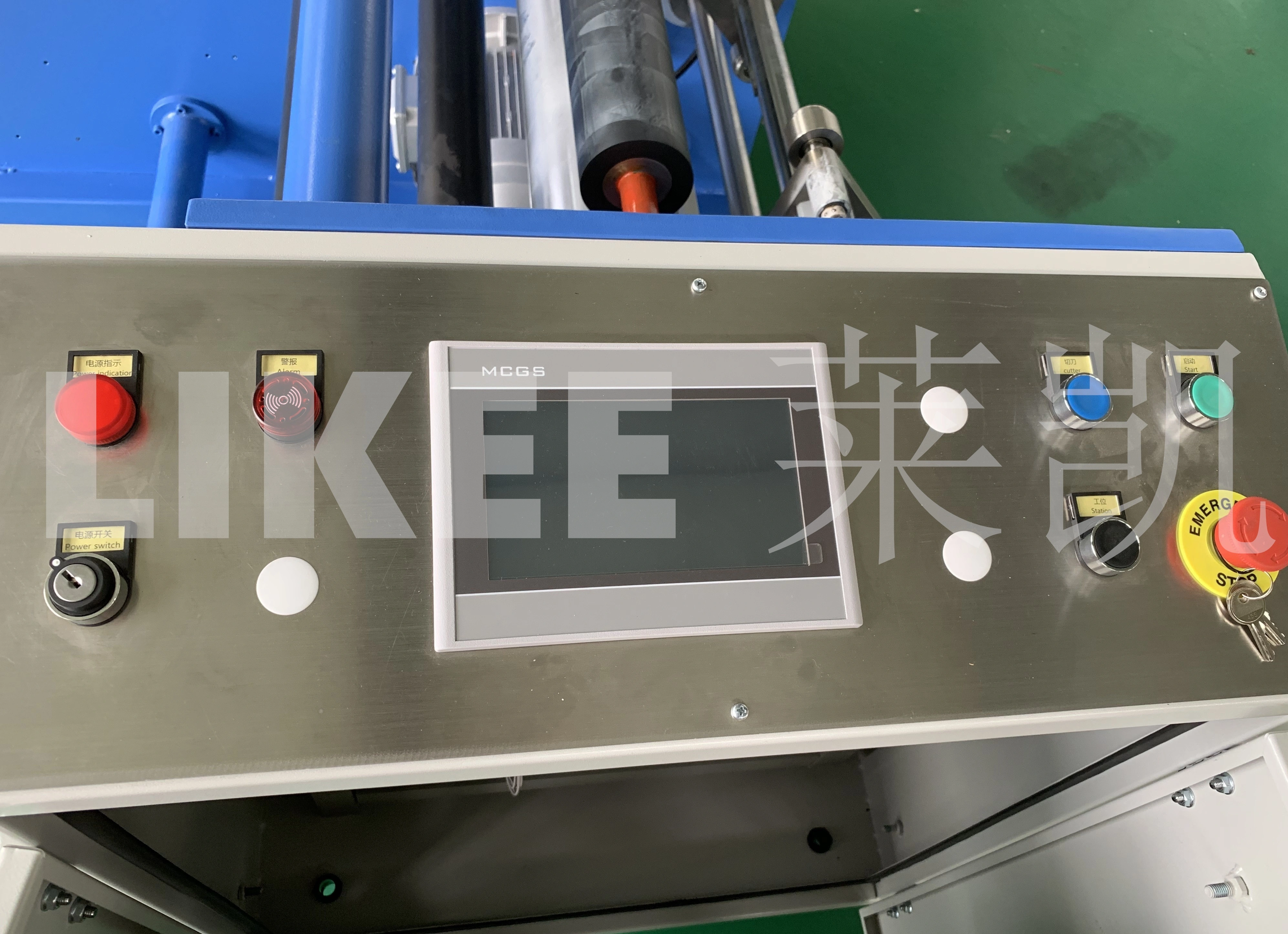 Mitsubishi Aluminum Foil Kitchen Roll Slitter Rewinding Machine Semi Automatic Fast Speed 1