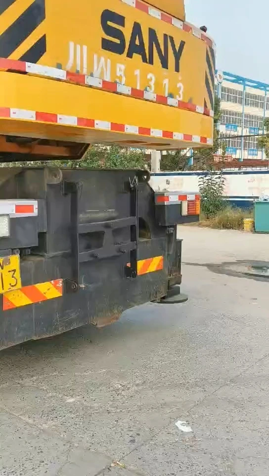 2017 Autogru SANY STC750 con braccio lungo 1