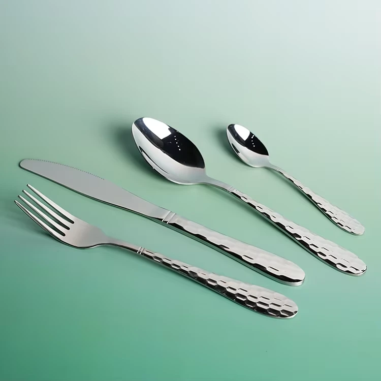 Traditional Style Metal Knife Spoon Fork Set Gold Cutlery 4pcs Stainless Steel Flatware Sets Cutery Set Cutlery For Wed 1