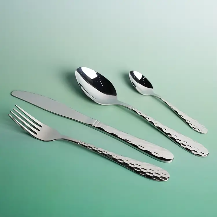 The Best Stainless Steel Flatware Set For Your Kitchen 1