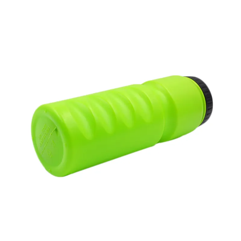 Wholesale Water Bottles PE 7.5*26cmmade in China 4
