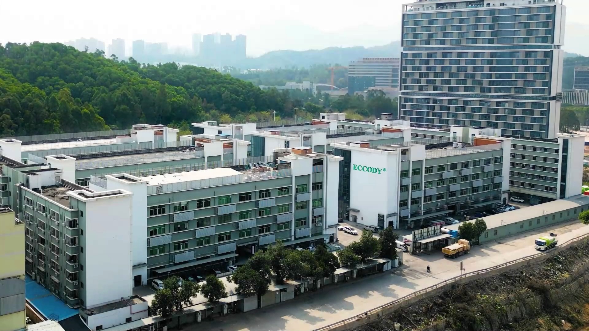 8,000개 이상의 자체 공장과 중간 유통업체 없음 저희는 가격과 품질 면에서 더 큰 이점을 제공합니다.