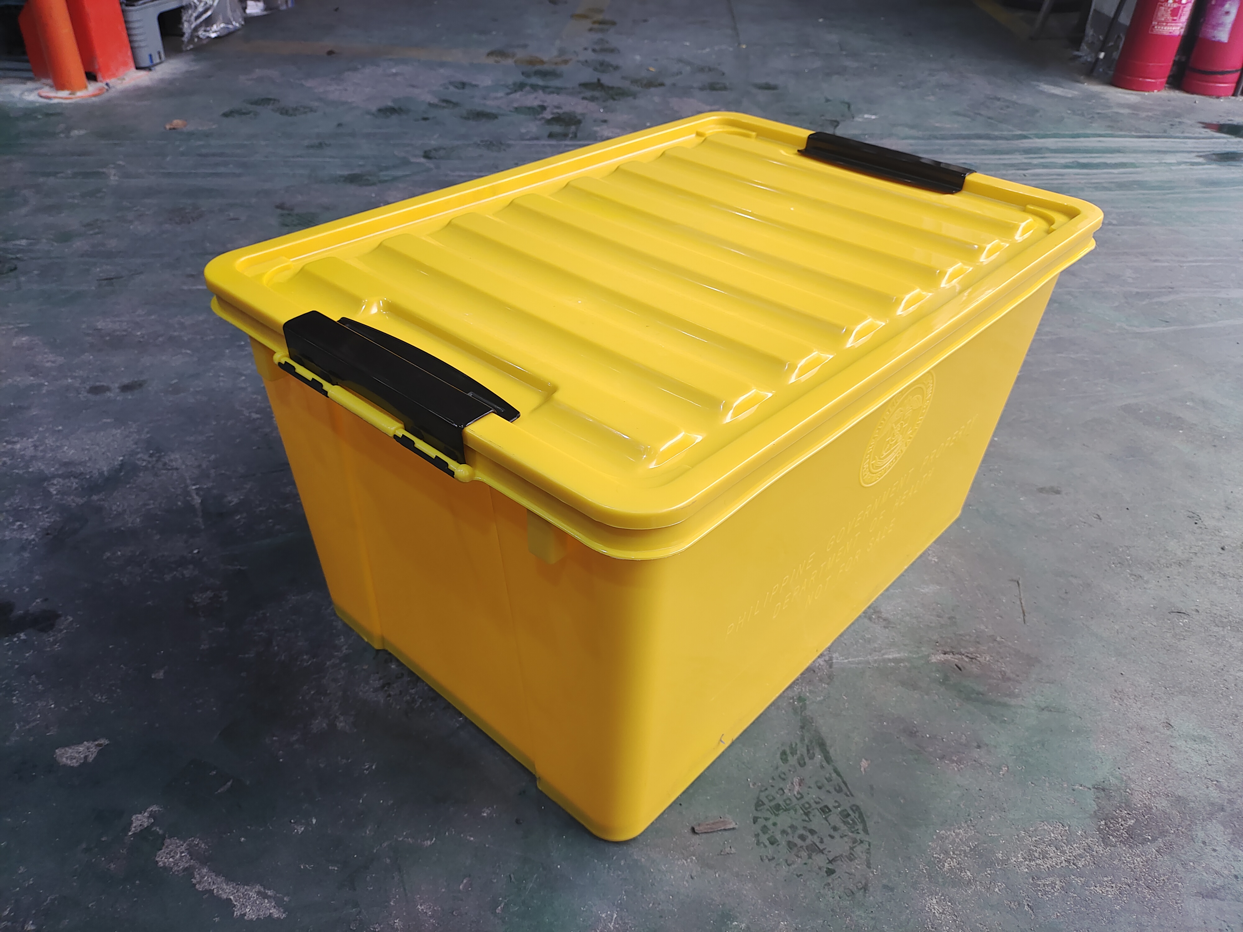 Lada de plastic de înaltă calitate, cu un capac pliabil, poate fi folosită pentru a încărca deșeuri medicale 9