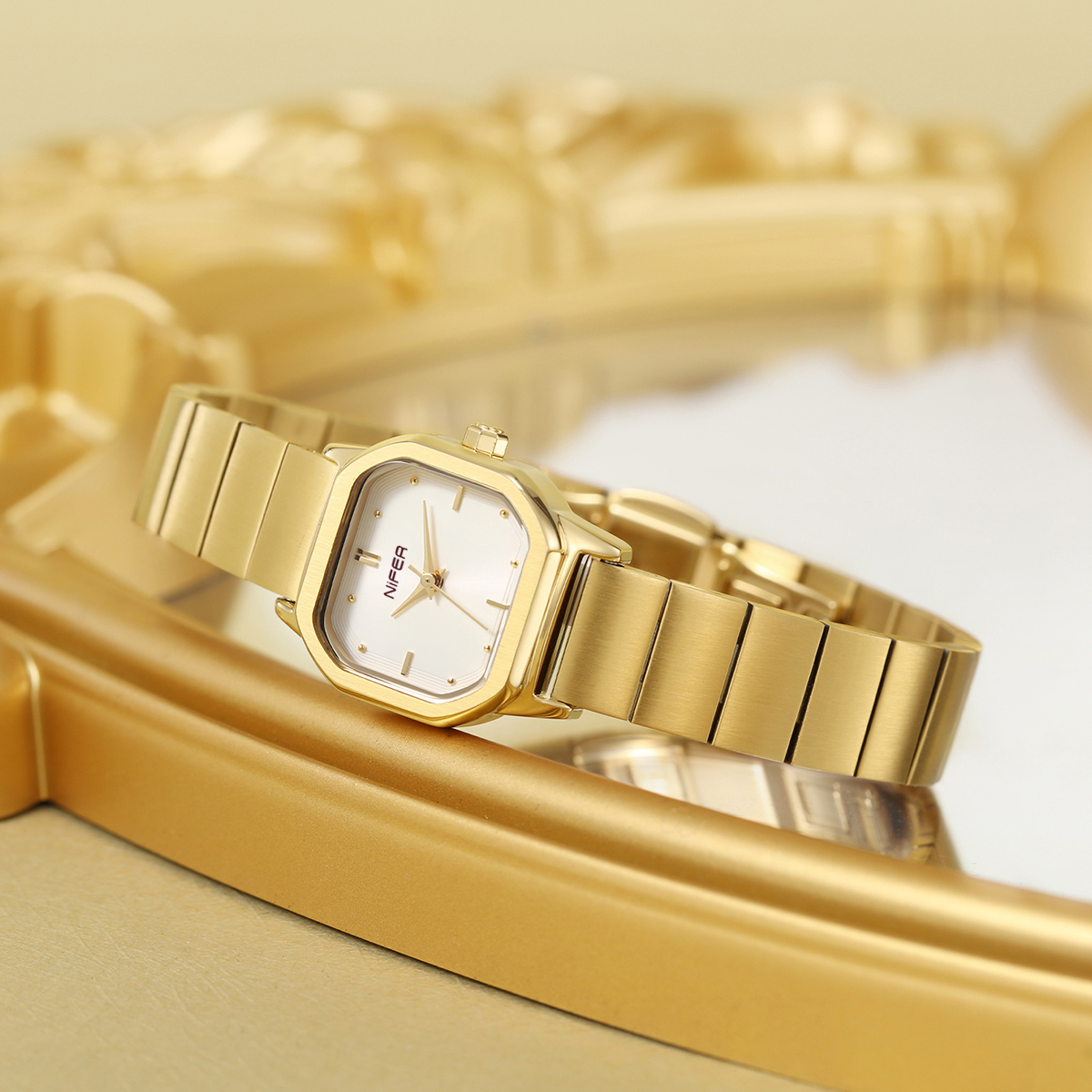 Relógios pequenos de luxo para mulheres minimalista ultrafino pulseira de moda relógio de aço inoxidável 5