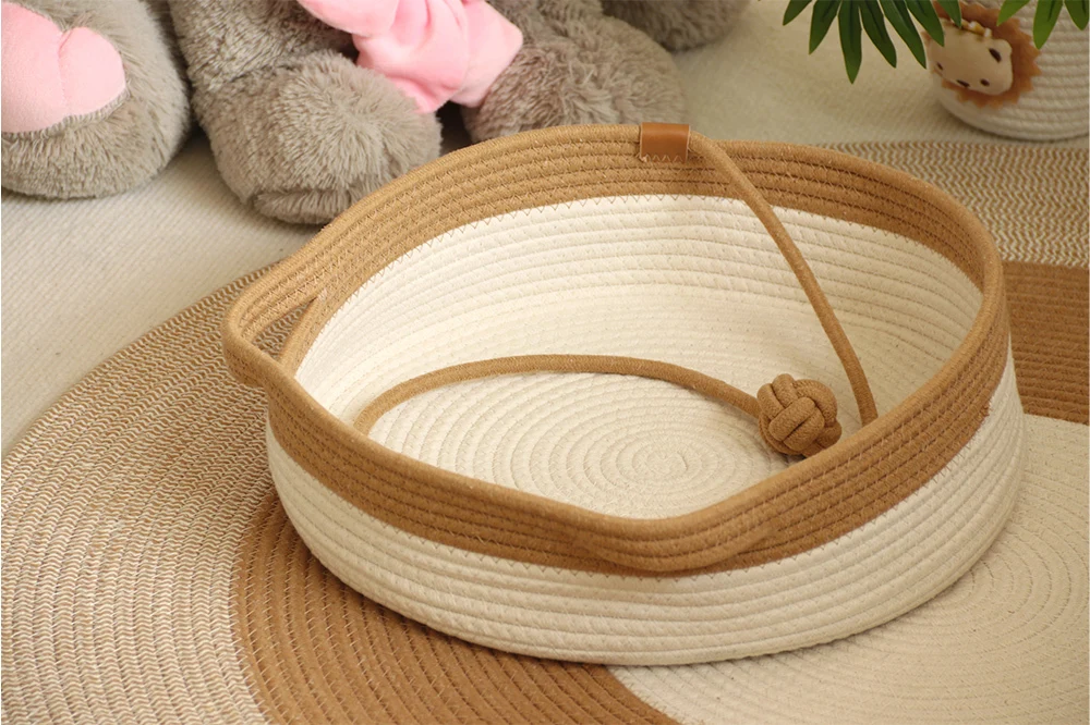 Basket Gem large space cotton cat bed with various sizes and playing toys 1