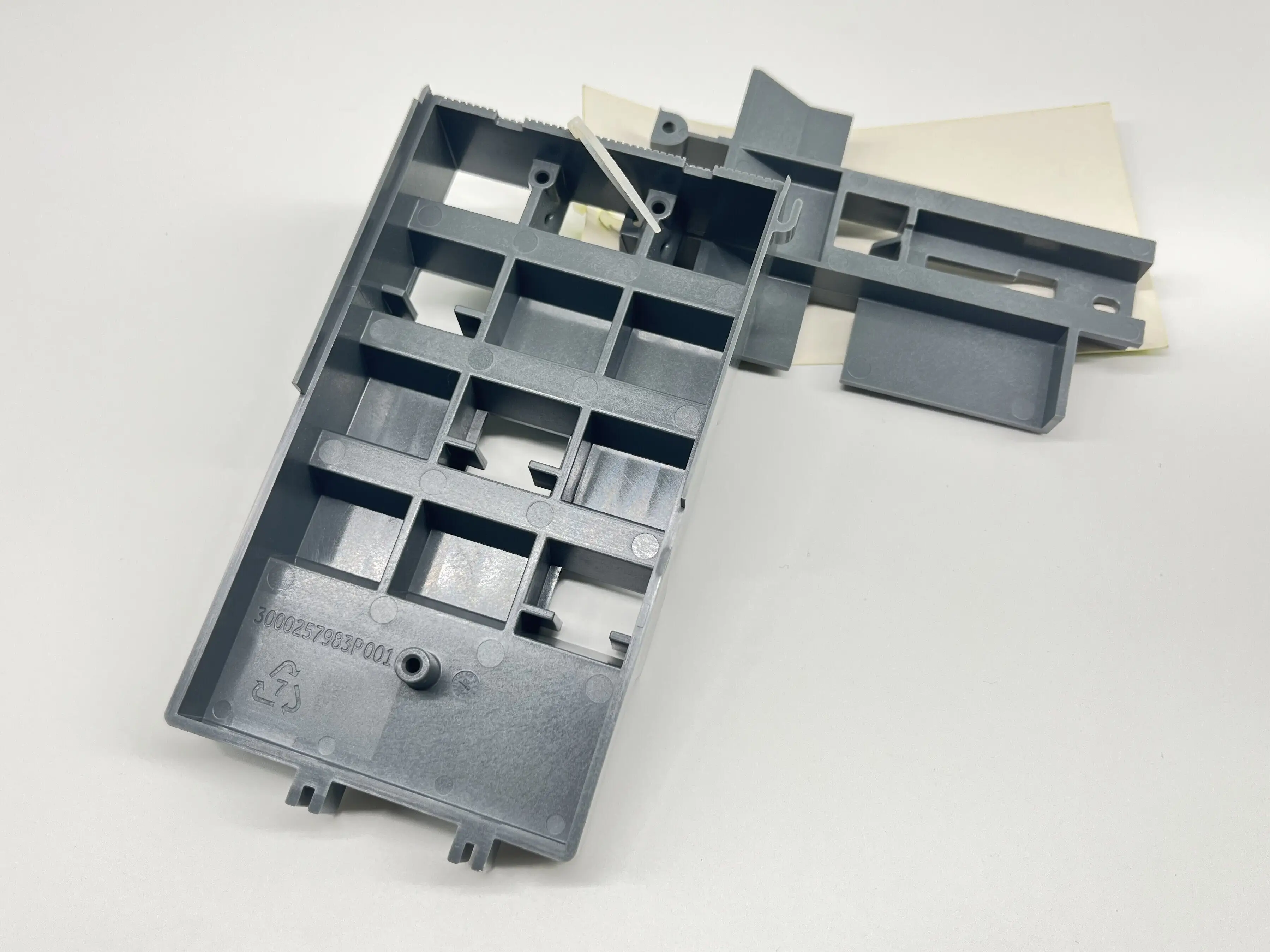 Automotive Plastic Injection Molding Companies - - Pioneer Plastech 3
