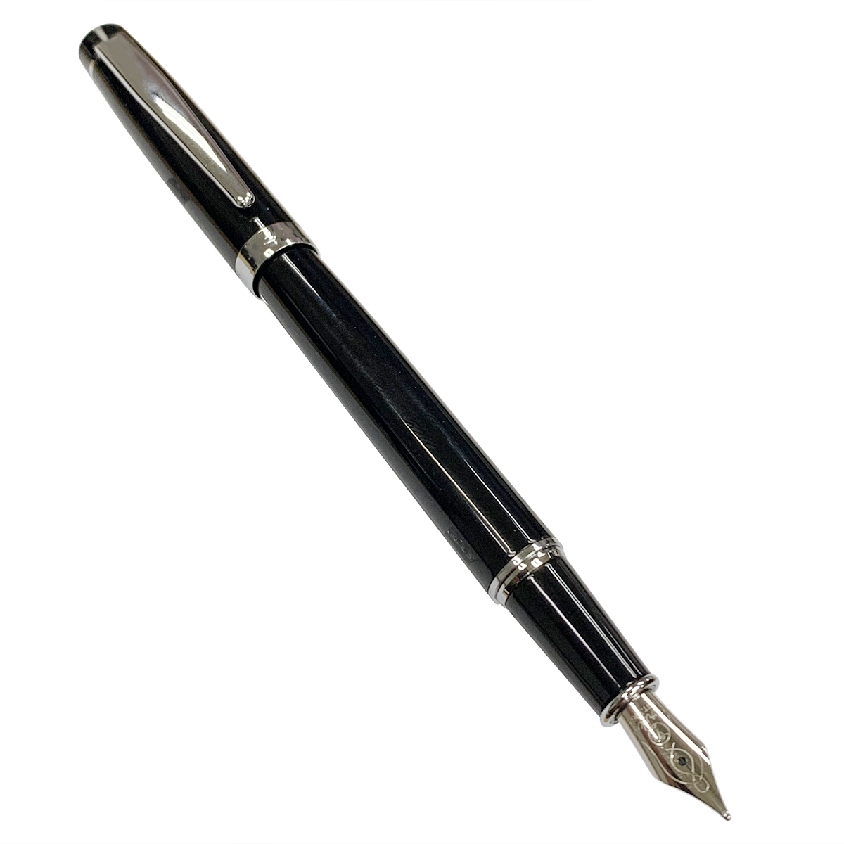 Jinhao 650 Füllfederhalter Mit Redwood-Griff & 18KGP-Feder - Schwarz, Mittlere Spitze 0,5 Mm, Inkl. Konverter