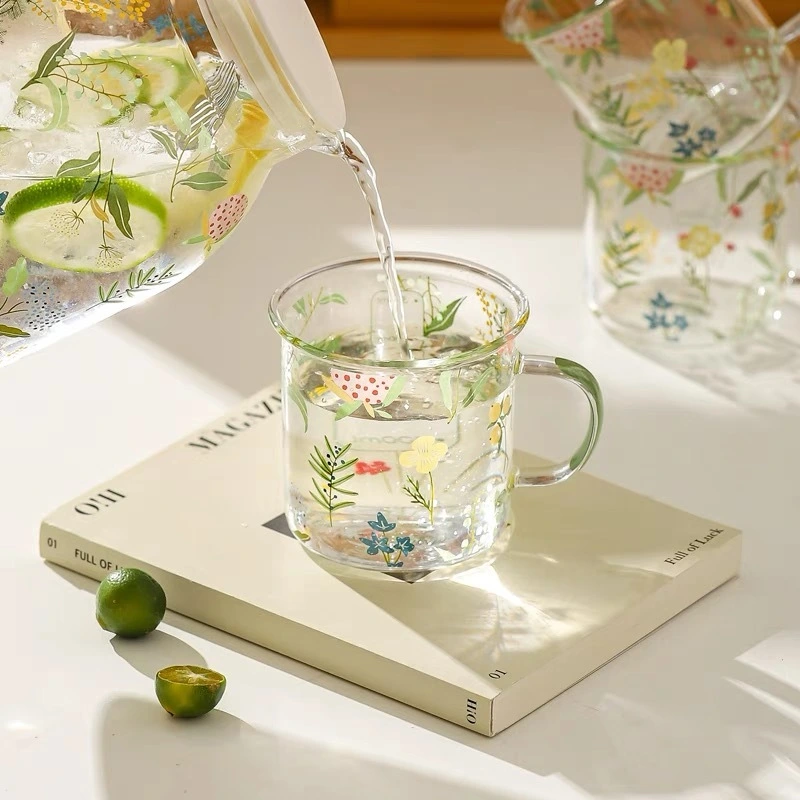 Copo de cerveja para bebidas frias, cappuccino, latte, copo com decalques de flores para proteção, caneca, resistente ao calor e seguro para freezer 1