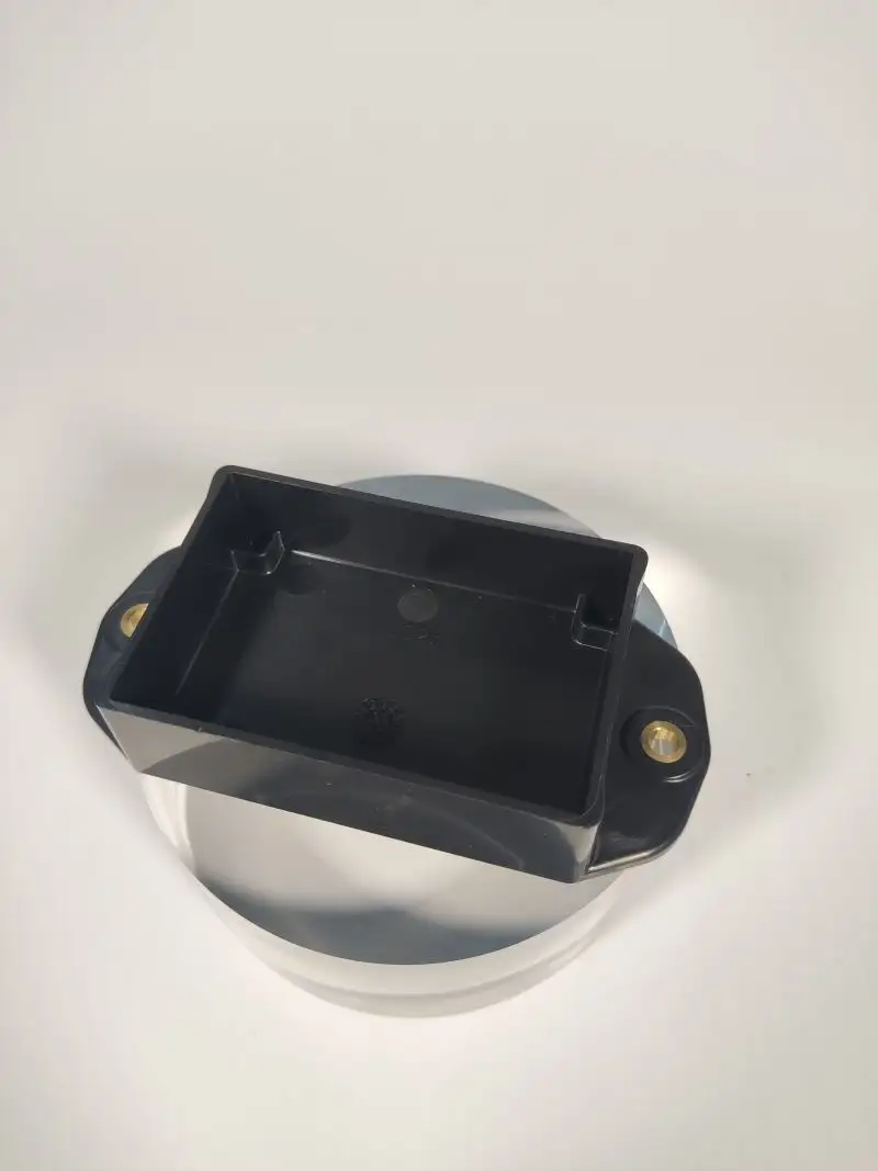 Injection Molded Plastic Components by JSJM-1 2