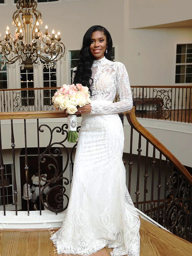 Long Sleeve Backless Iovry Wedding Gypsy Vestidos - Elegant Women's Dresses 1