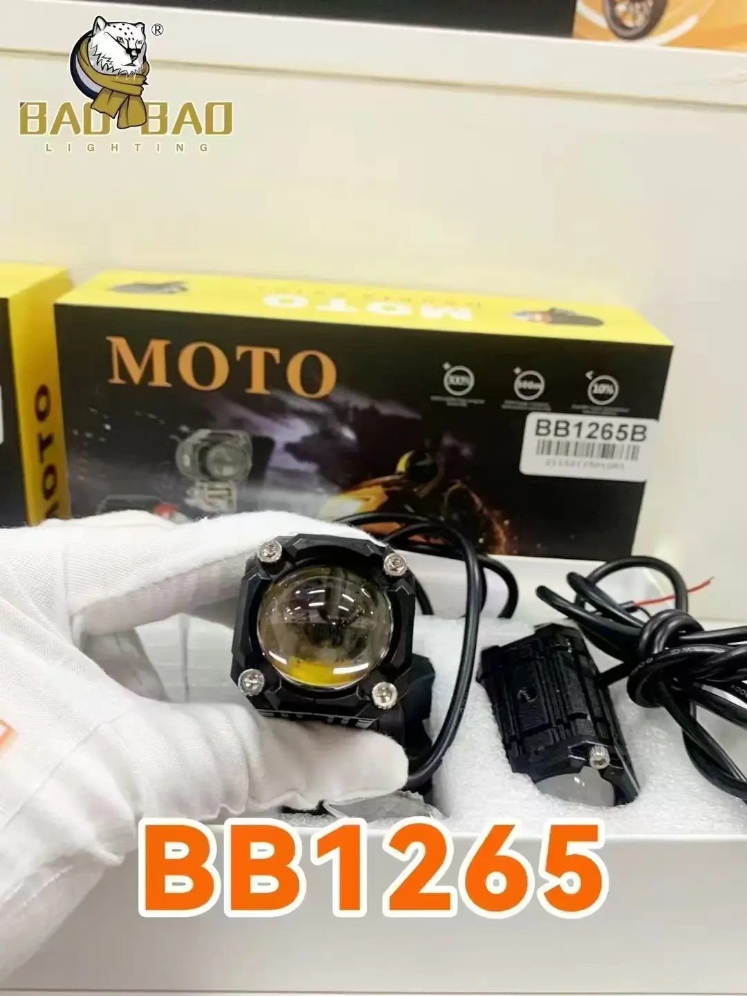 BAOBAO  Mini Driving Led White Yellow red Evils eyes flash Auxiliary head light Motorbike Headlights For Motorcycle moto BB1265 1