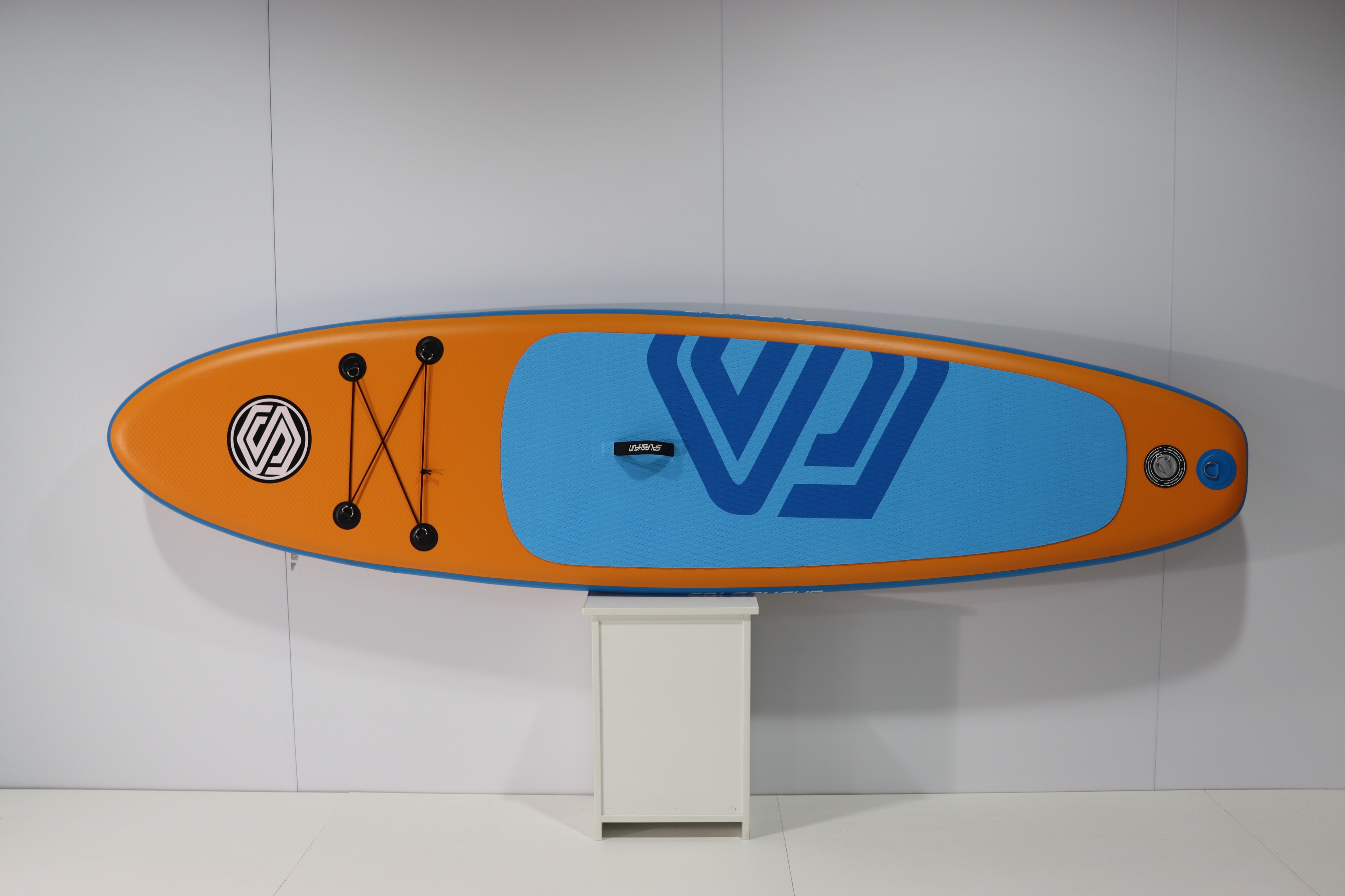 Planche de stand up paddle personnalisée pour les sports nautiques et les loisirs 2
