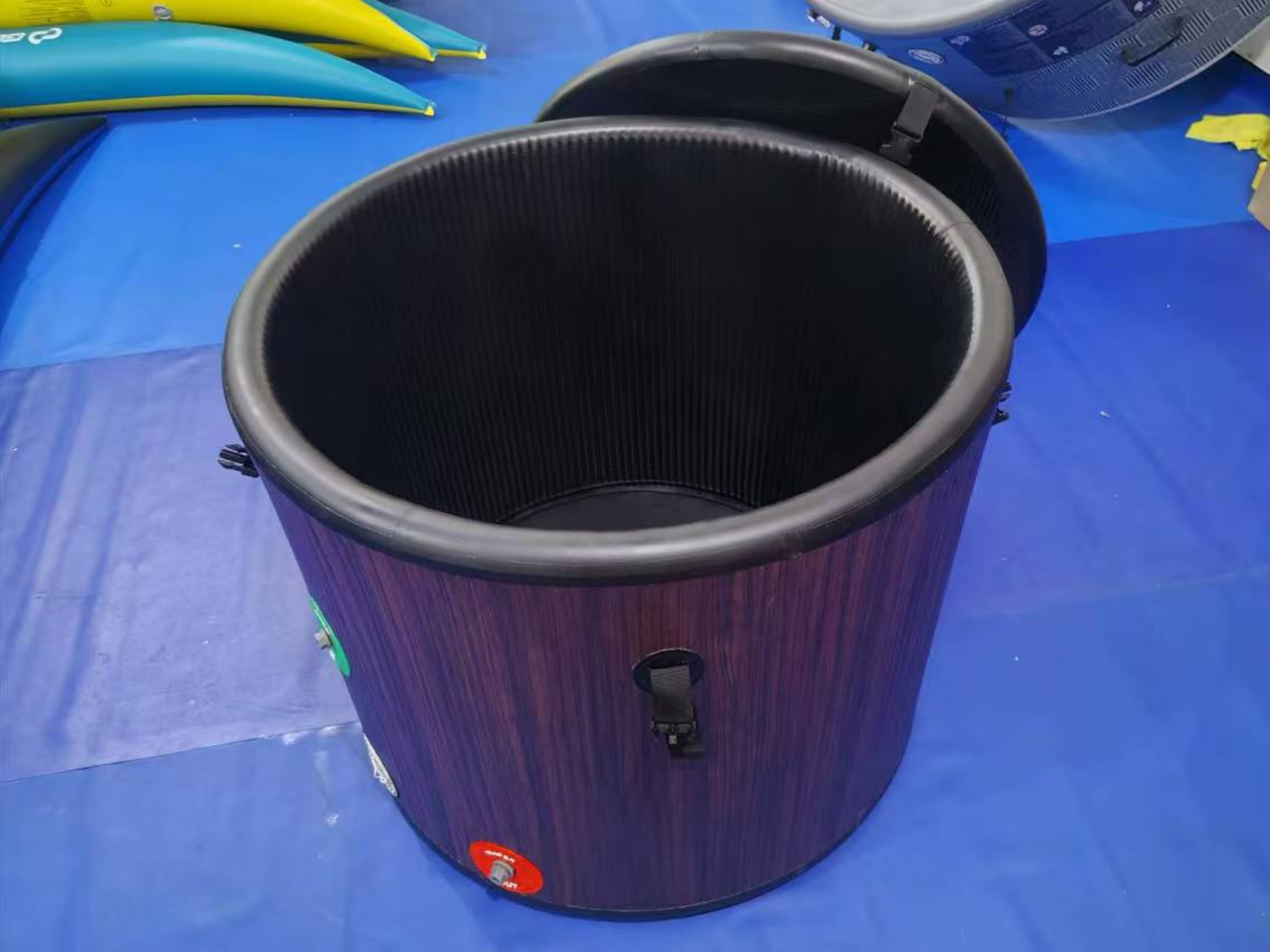 Inflatable Drop Stitch Ice Bath Tube for Cold Therapy and Recovery 5