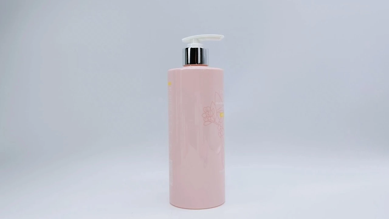 Flacon de lotion pour le corps glamour en PET rose de 540 ml 1