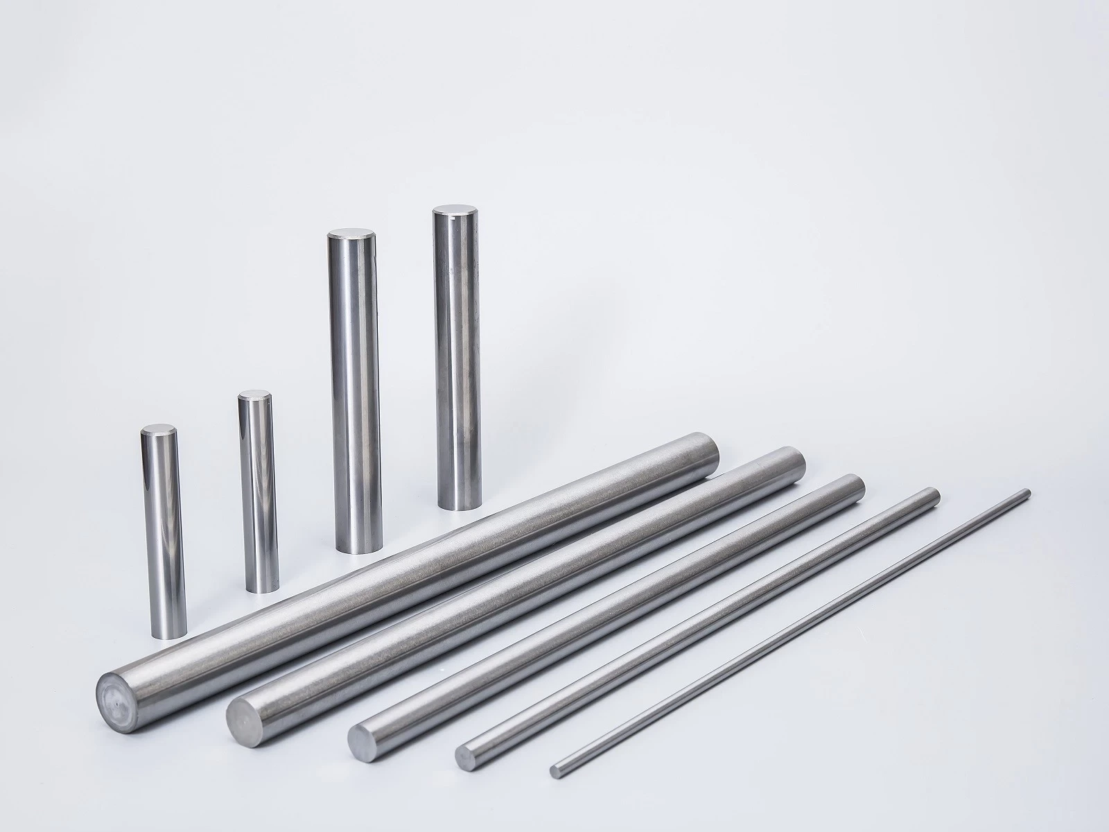Varillas compuestas de carburo de tungsteno, 100% materias primas, agujero de refrigerante Central pulido, espacio en blanco grande cementado para brocas de molino de extremo 1