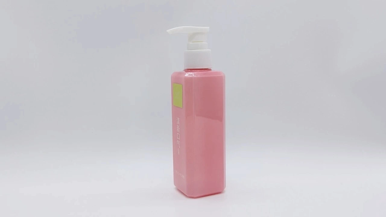 Flacon de lotion pour le corps taille fine en PE/PET rose glamour de 180 ml pour emballage de soins de la peau 1