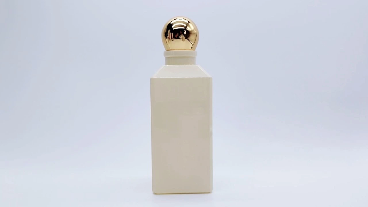 Flacon de lotion corporelle glamour PE/PET jaune lait 400 ml pour emballage de soins de la peau 1