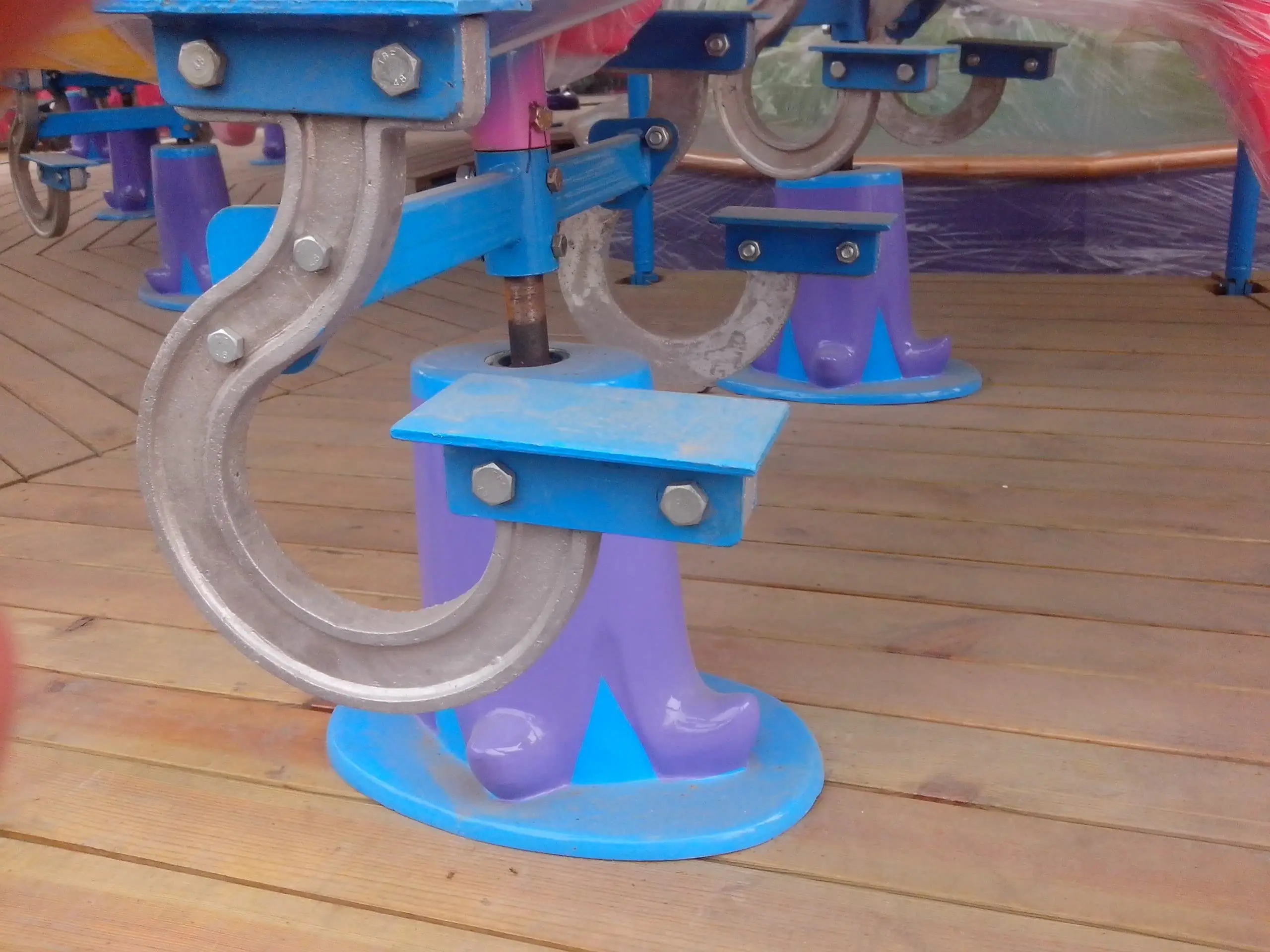 Fun Fair Rides for Sale Factory Price for Aquariums 9