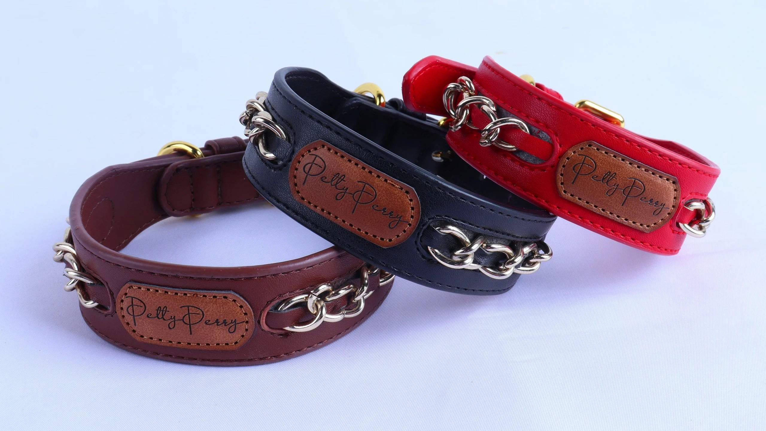 PAIRUIPETS OEM/ODM Custom Color Luxury Waterproof PU Leather Collar Pet Vegan Pu Dog Collar With Metal Buckle 1