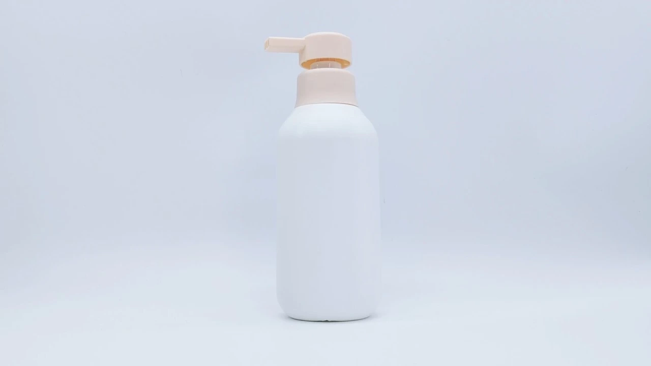 Glamorous 400ml White PE/PET baby skin care packaging baby bottle 1