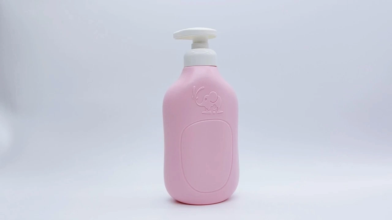 Glamorous 500ml Pink Intaglio Pattern PE/PET Shampoo and Shower Bottles Baby Bottles 1