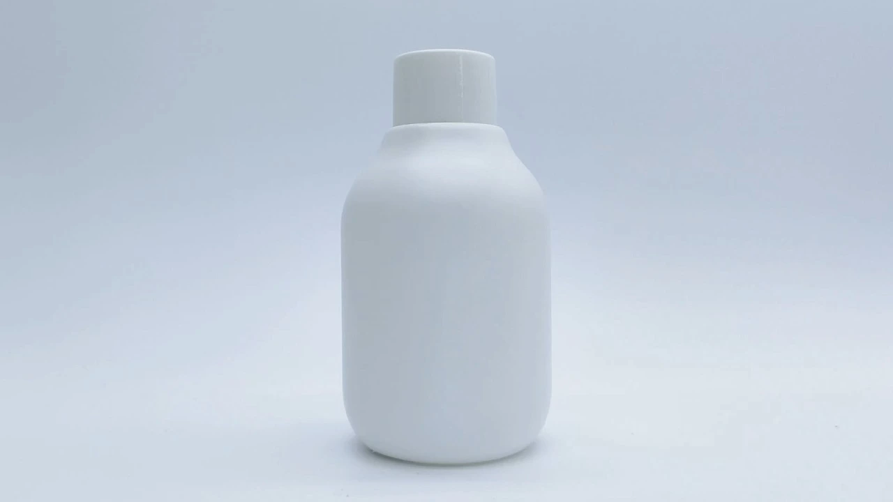 Glamorous 140ml Round White PE/PET Baby Shampoo Lotion Bottles For Baby Design 1