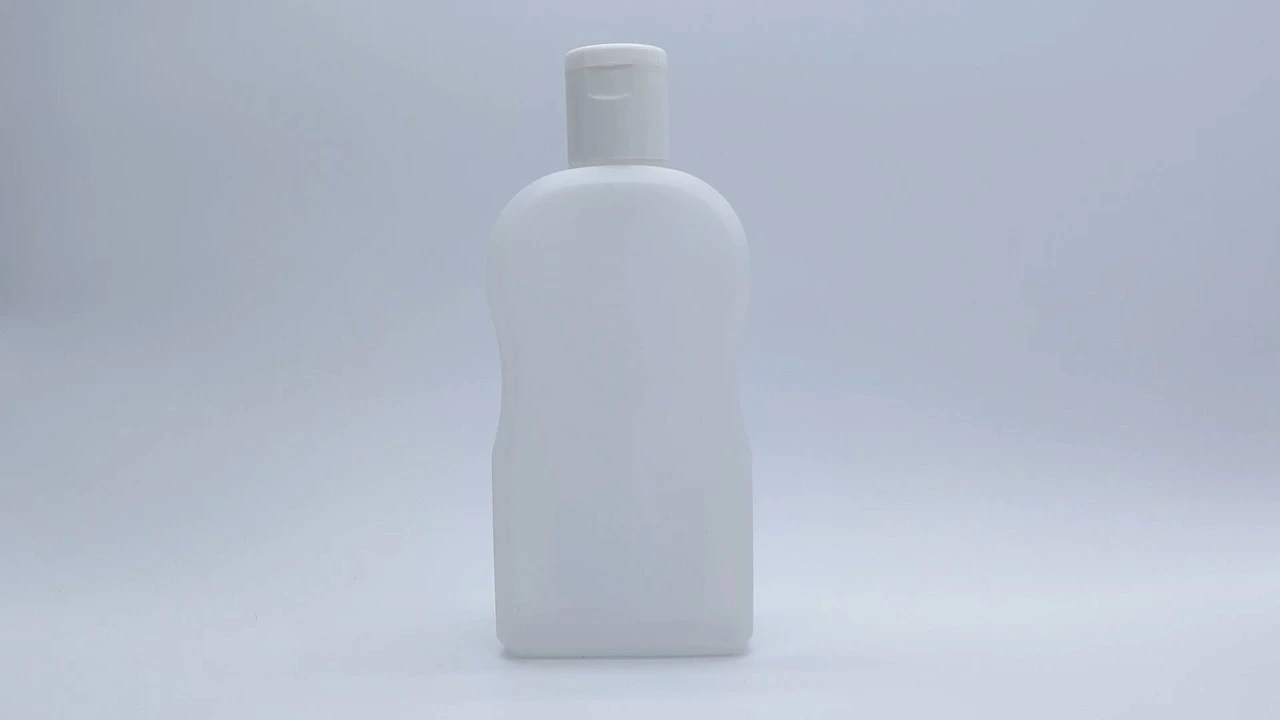Glamorous 400ml white PE/PET Shampoo And Shower Bottles Baby Bottles 1
