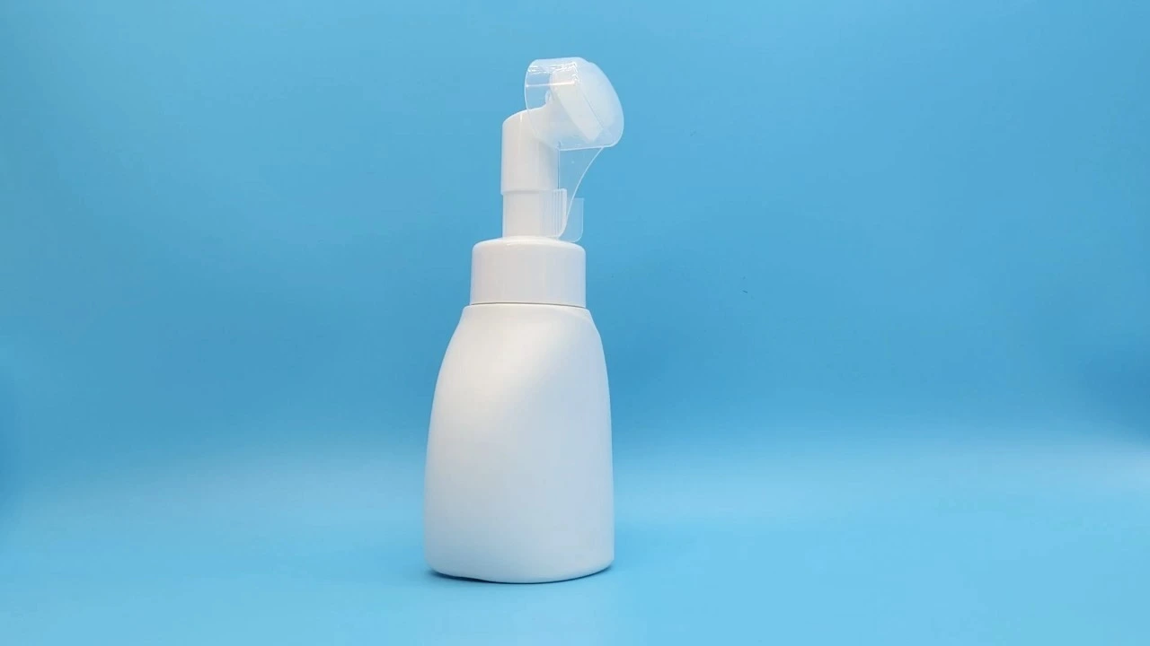 Glamorous 350ml PE/PET white skin care packaging foam soap bottle with silicone brush applicator 1