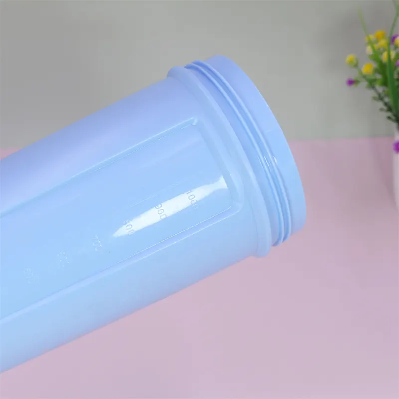 Durable Blender Bottle Shaker for Office 8