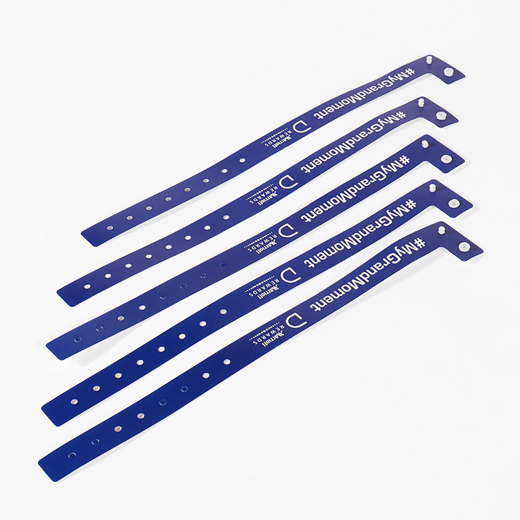 Custom Wristband Factory Plastic Wrist Band Vinyl jednorázový lékařský ID náramek 2