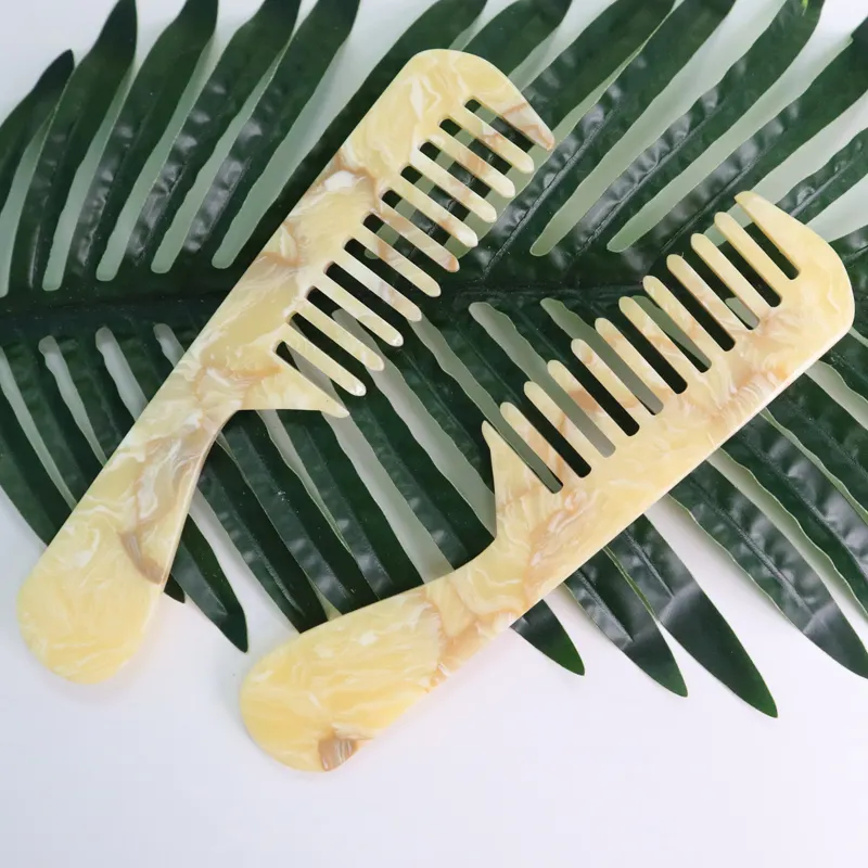 Plastic Comb 1pcs/opp Bag Package Or Custom Package by Artisans 4