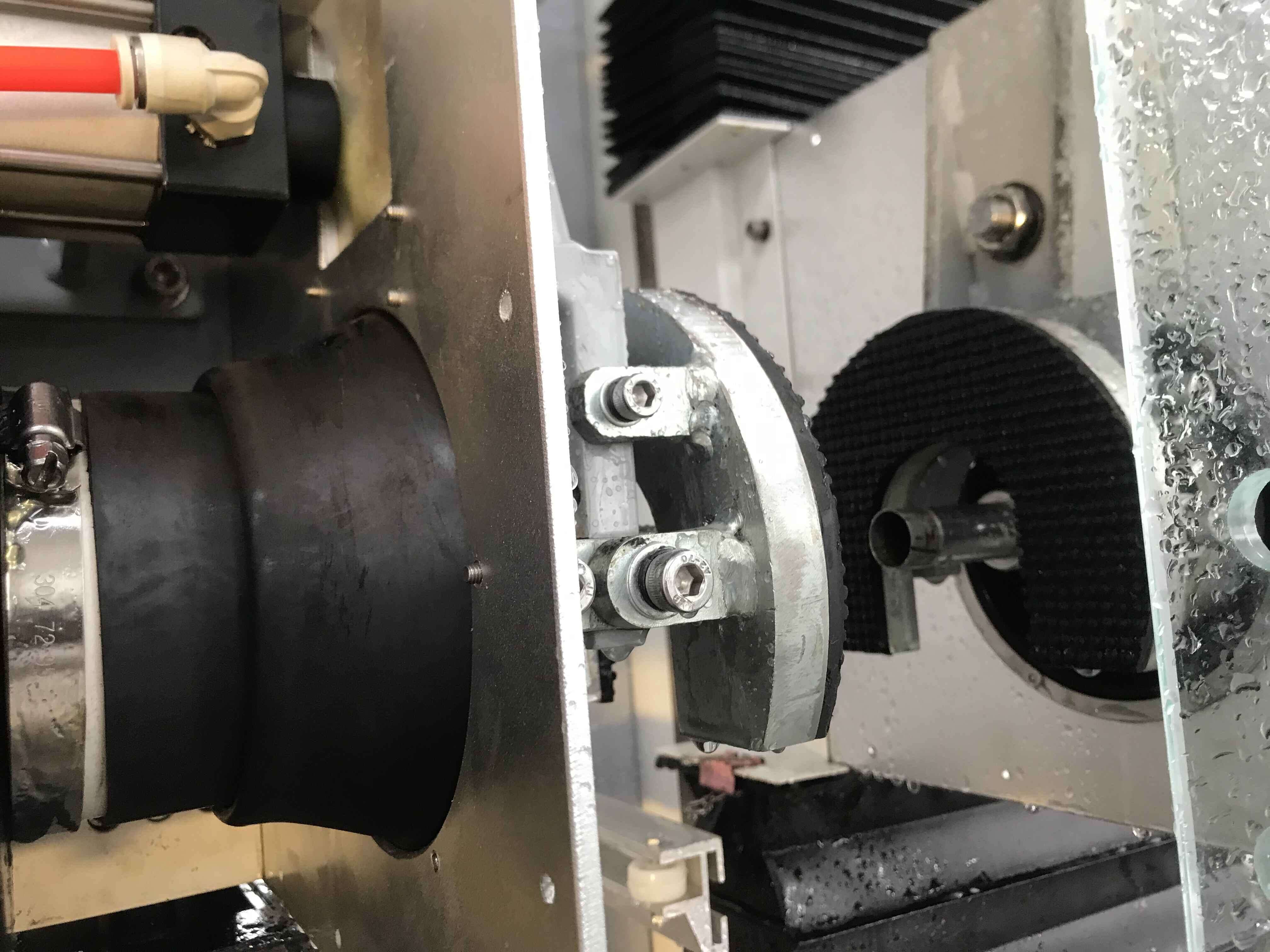 Máquina perforadora de vidrio CNC vertical 4