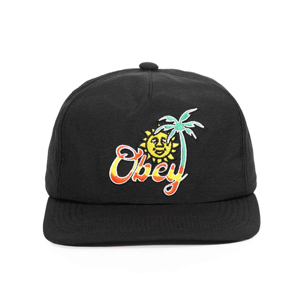 Casquette snapback camp en nylon à 5 panneaux avec broderie non structurée 1