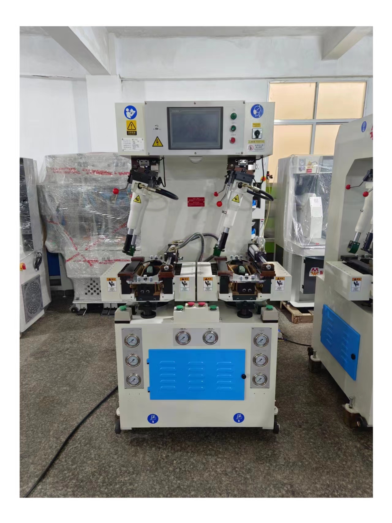 MT-712 Computer-Controlled Bottom Floating Presser Sole Attaching Machine Shoe Sole Pressing Machine 3