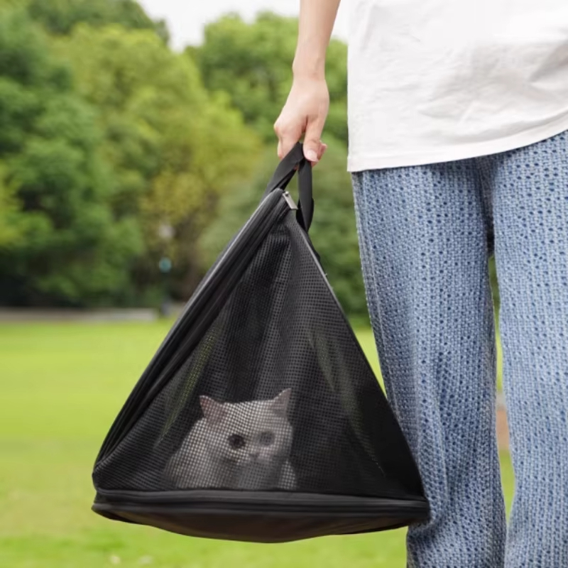 Portable Dog Travel bag summer breathable triangle pet carrier bed, soft folding can be customized 1