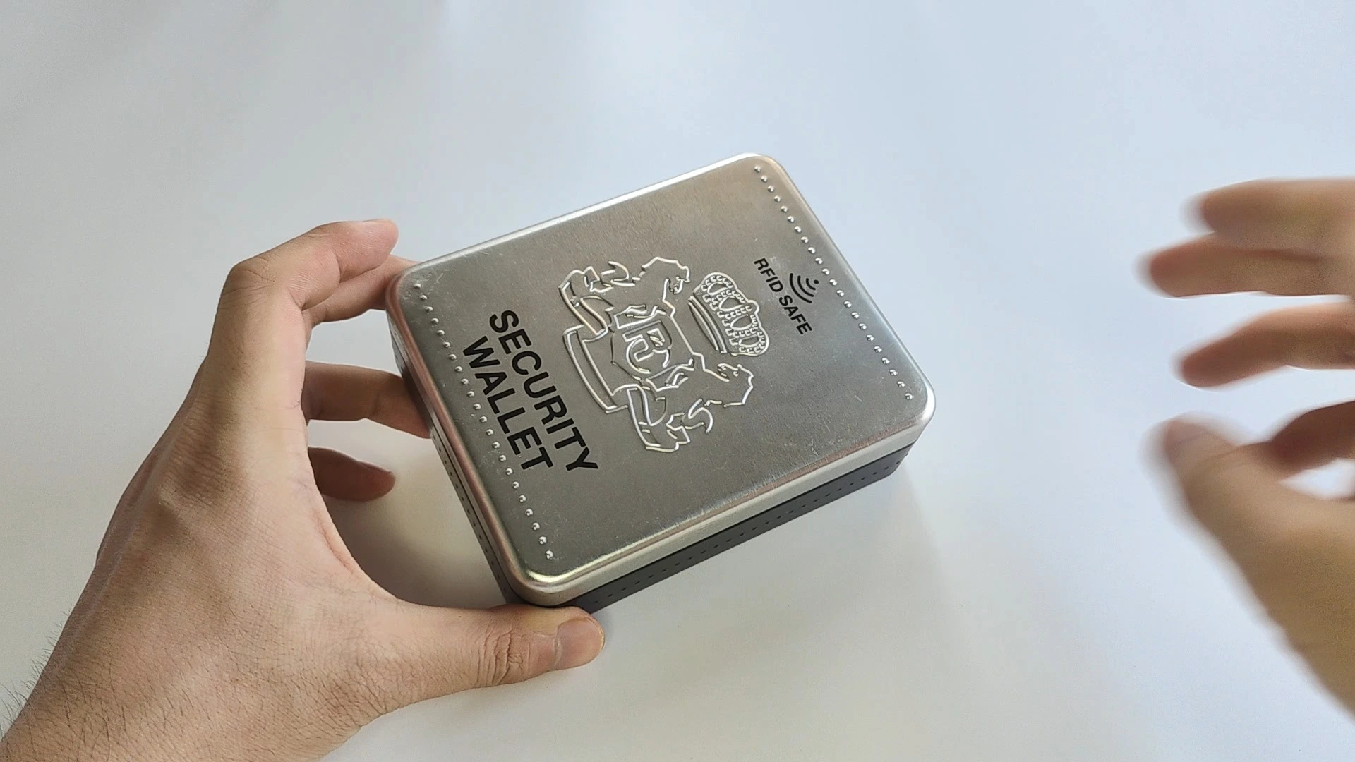 130*105*37mm gift tin case 1