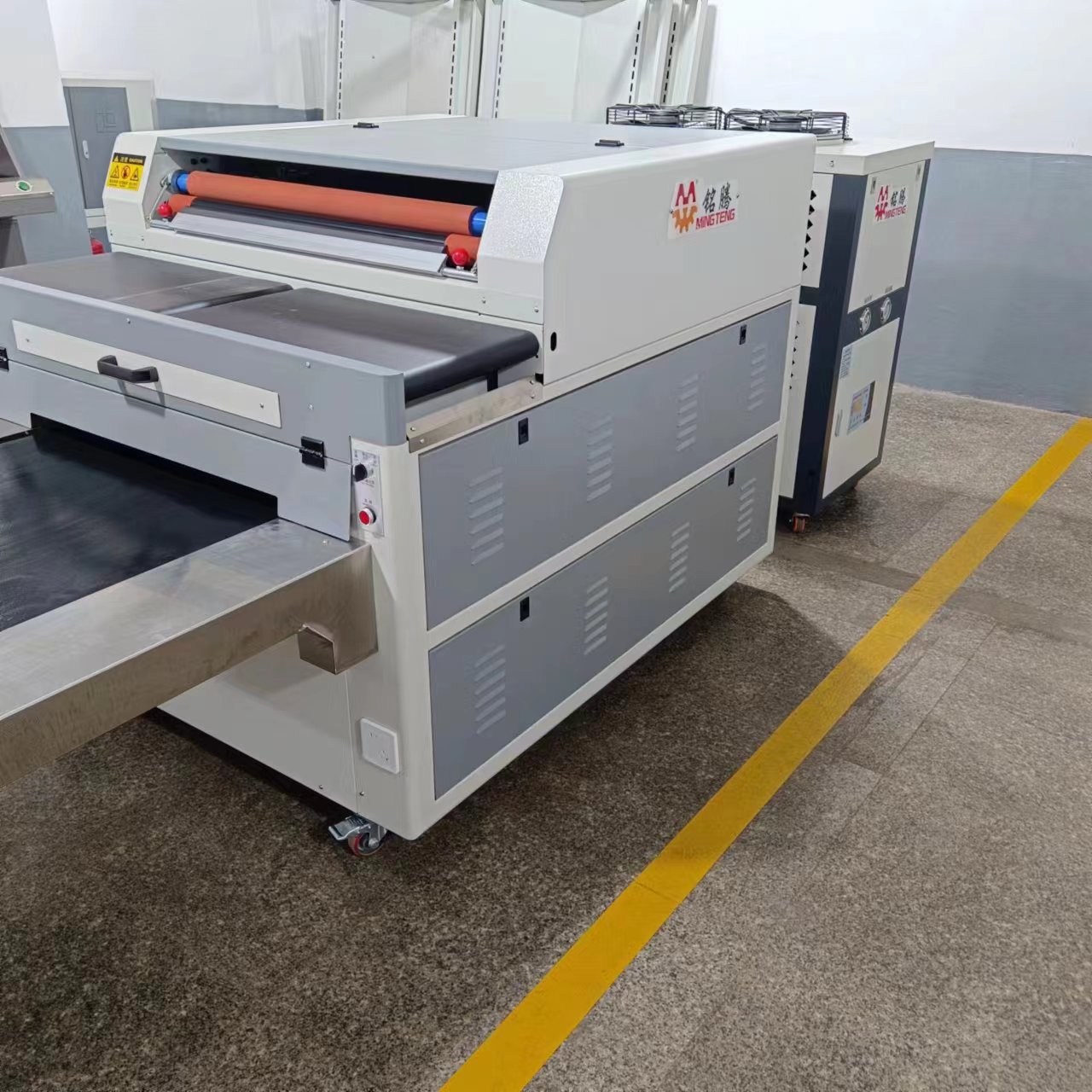 آلة دمج أحذية اللسان MT-750 Tpu/آلة ضغط الطاقة 4