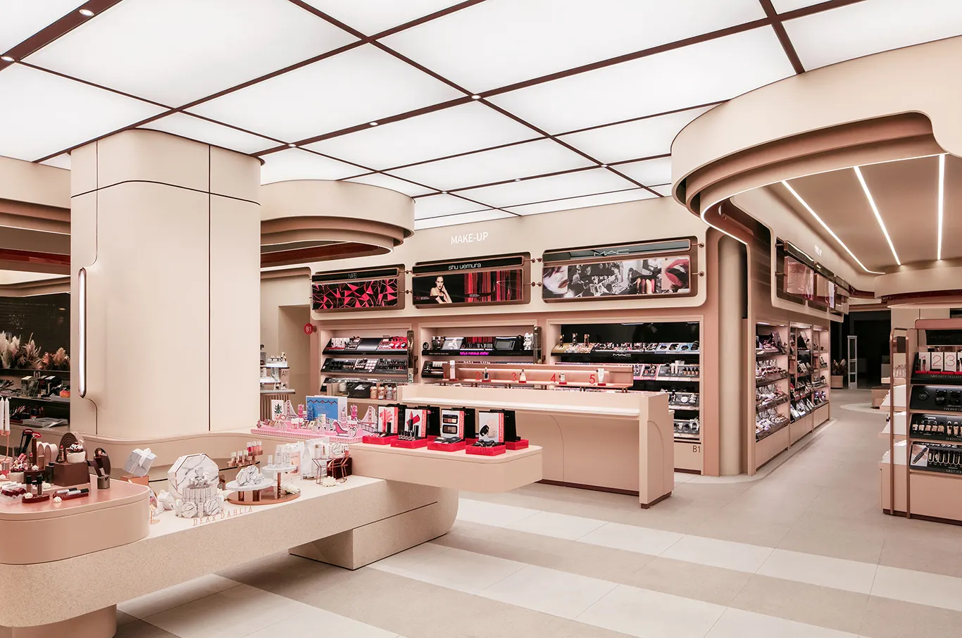 Supply Retail Store Shelves and Displays 5