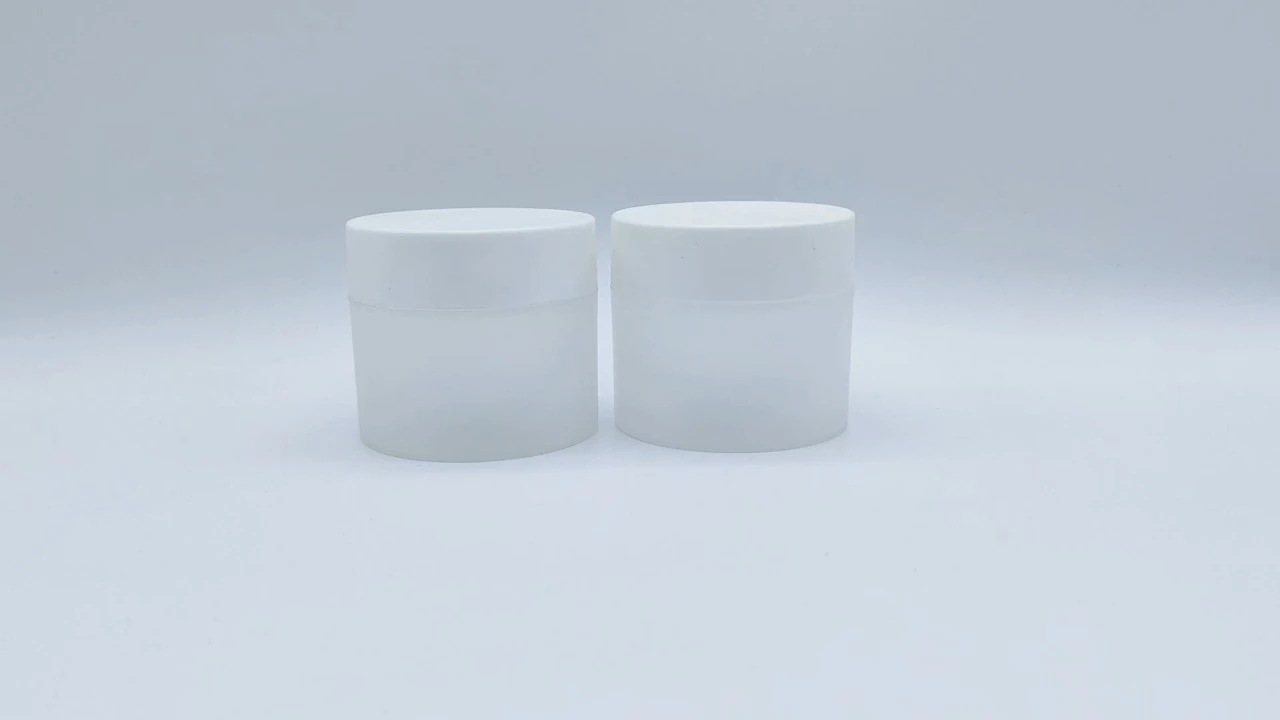 Pots à crème glamour en PP blanc transparent givré à double paroi 1